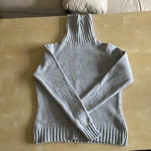 Gap wool blend turtleneck sweater size small